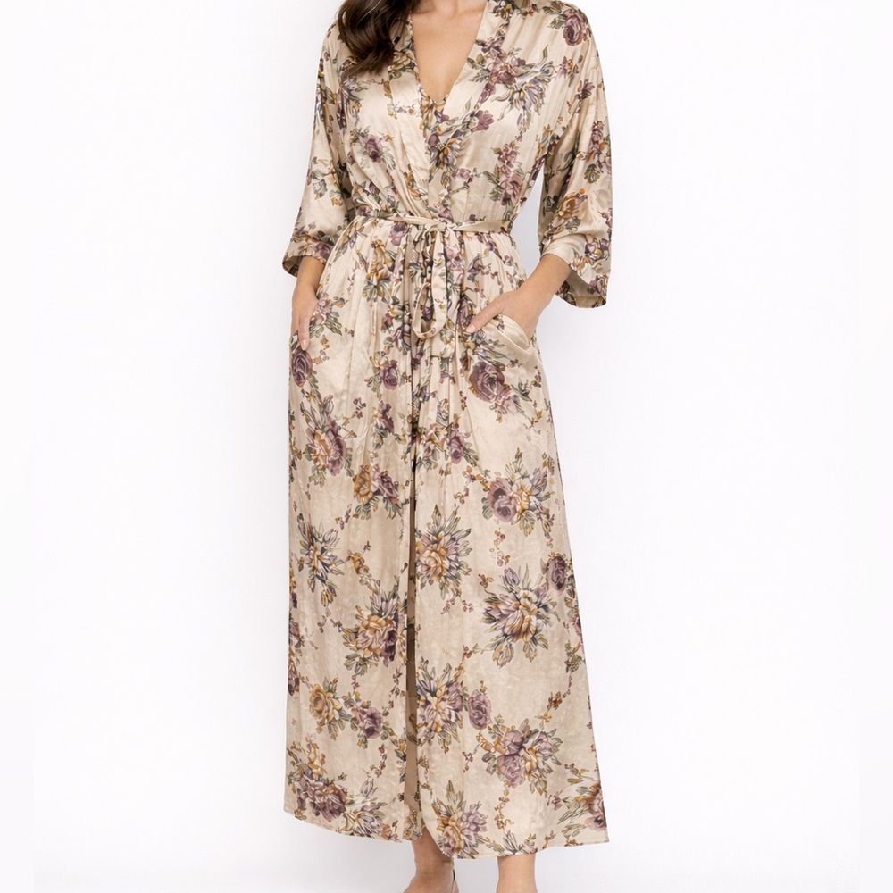 Vintage Silk Floral Kimono Robe With Slip